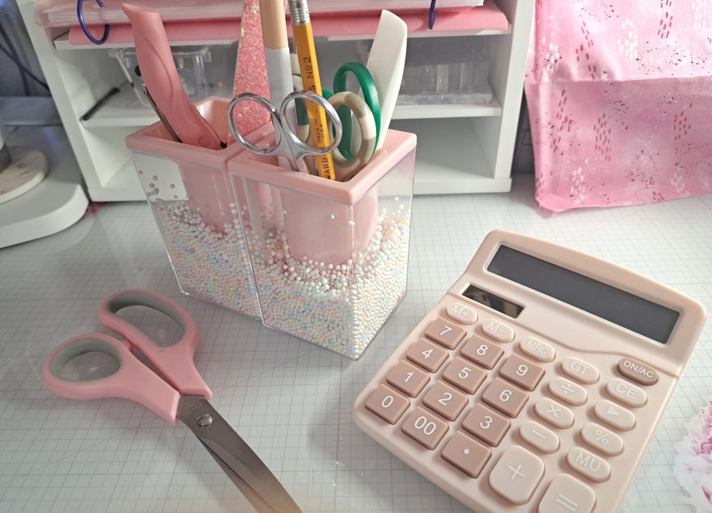 I like my Pinky Craftroom ~ BellaArt Creatives, Kim McDougal Handmade Crafter
