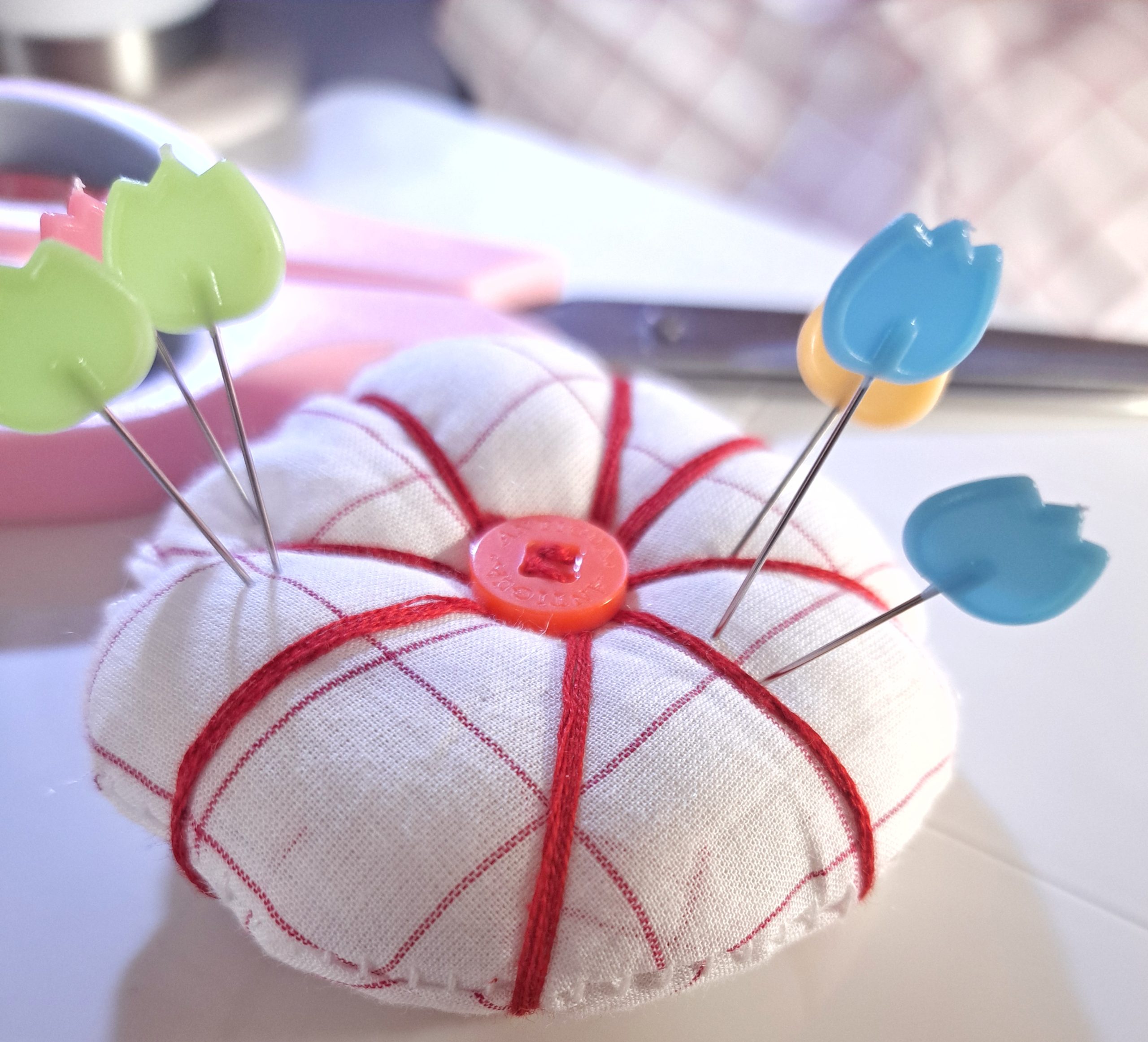 My 2nd Pin Cushion - It's a Circle ~ BellaArt Creatives